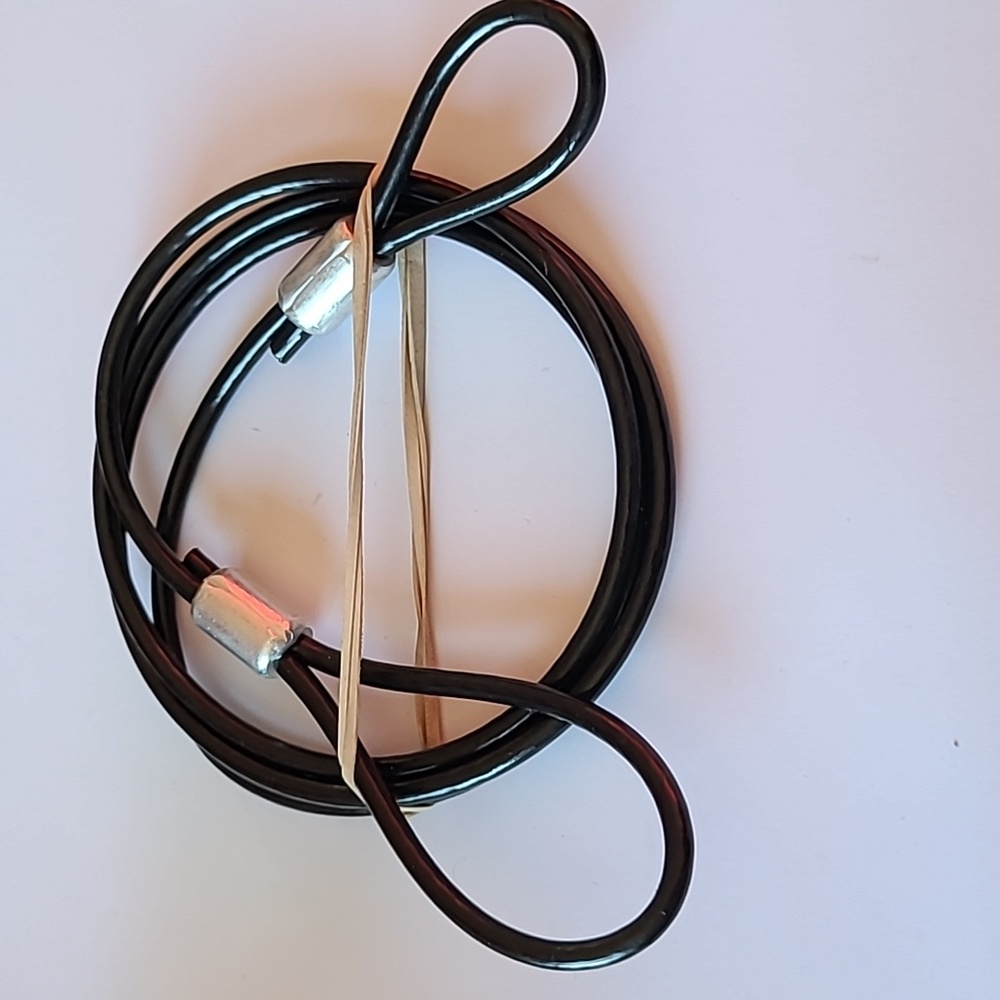 2 Chainable Locks - Picture 2 of 3
